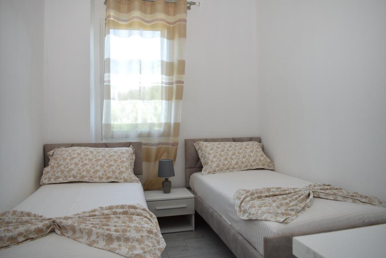 Best summer Apartment Golem  Exterior foto