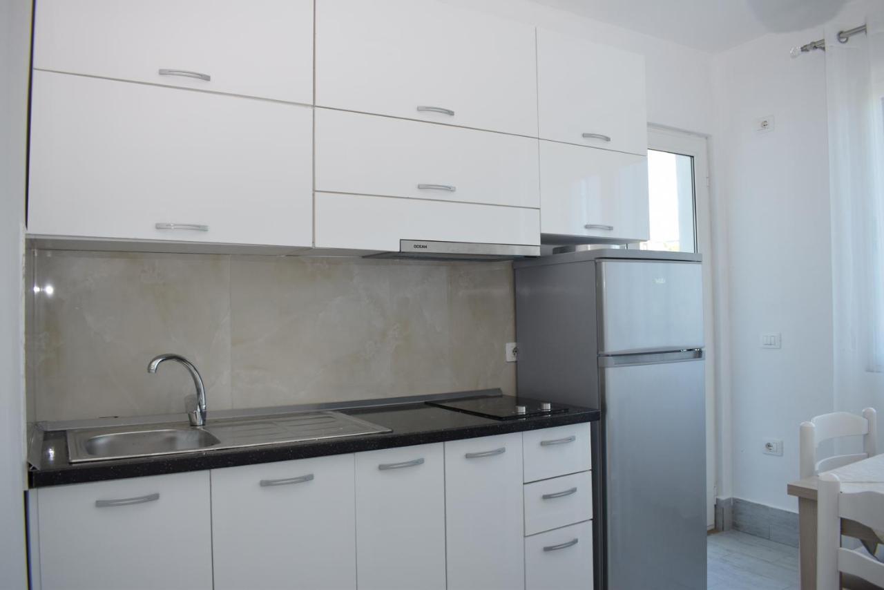 Best summer Apartment Golem  Exterior foto